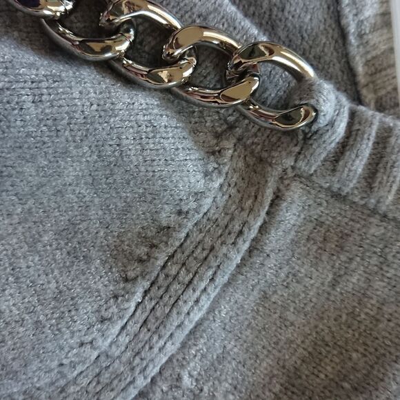 Michael Michael Kors gray short sleeve  Sweater W/ silver Chain - Picture 5 of 12